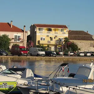 Renjak Appartamento